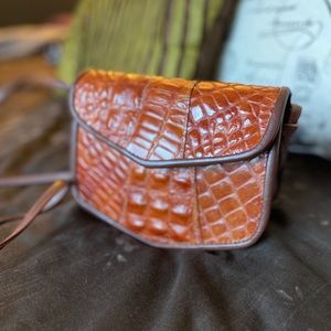 Vintage Chesntut Gator crossbody